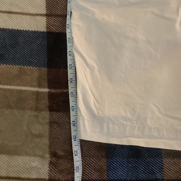 Amazon essentials Men’s shorts - Picture 3 of 6